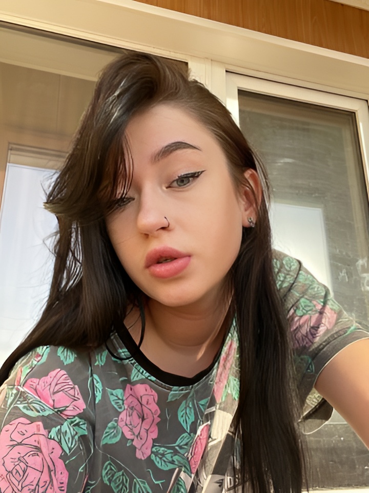 Алла привлекательная девушка из Киселевска цена от 10000 руб