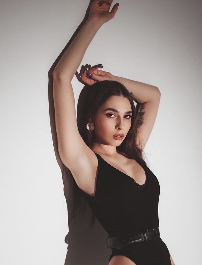 🎥 Арианна привлекательная девушка из Киселевска цена от 3500 руб