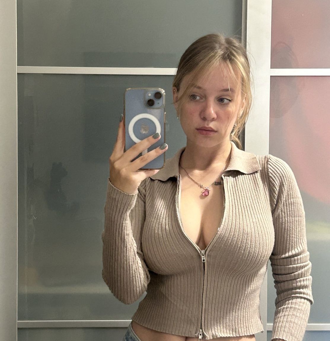 Маруся привлекательная девушка из Киселевска цена от 3000 руб